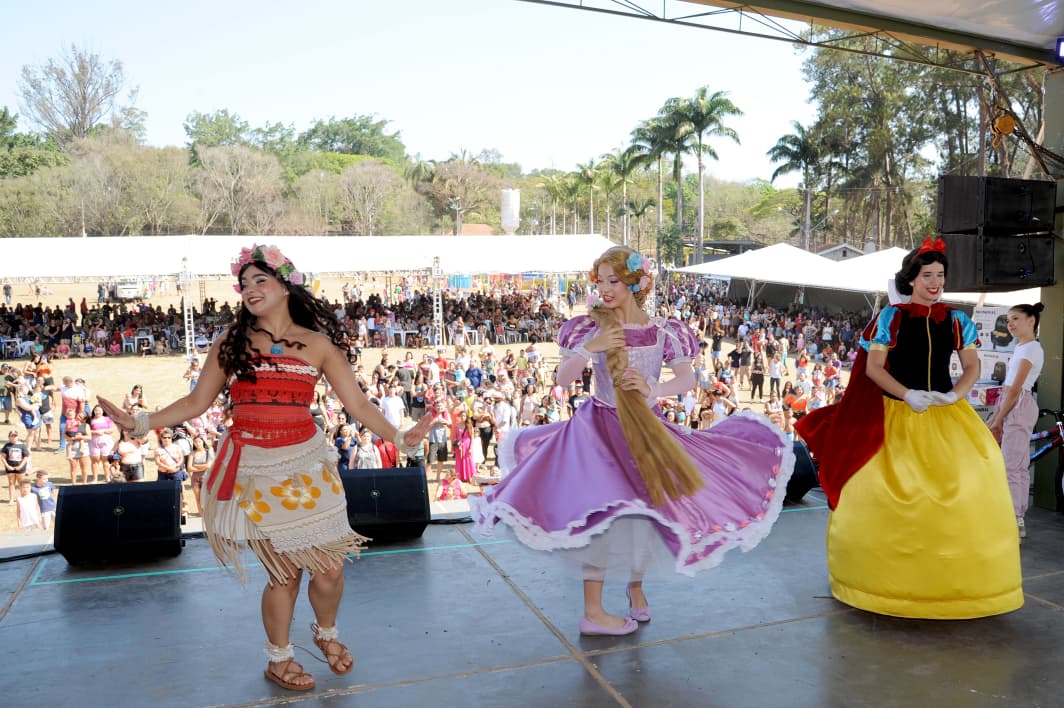 Brinquedos infláveis, personagens e pintura de rosto: Festa das Crianças no Horto será neste domingo (12)