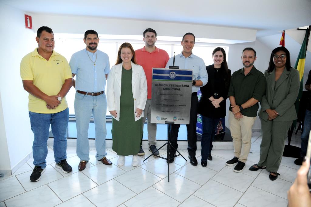 Inauguração de clínica veterinária marca início da campanha Abril Laranja em Limeira