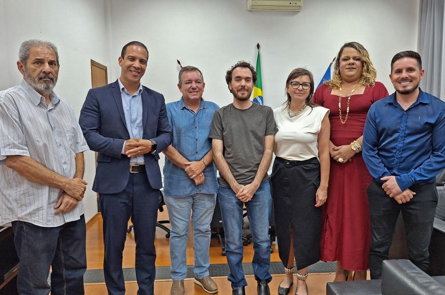 Prefeito recebe cineastas limeirenses que vão levar curta-metragem ao Festival de Cannes