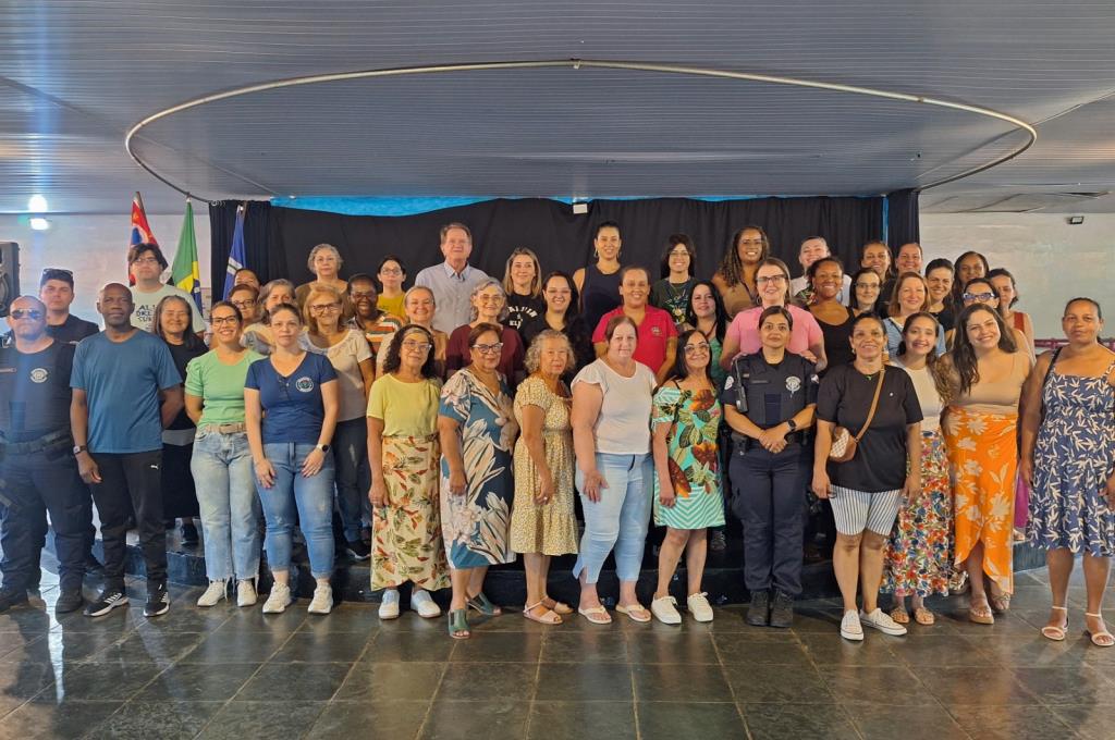 Encerramento da campanha "16 Dias de Ativismo" reúne famílias e promove ações de conscientização