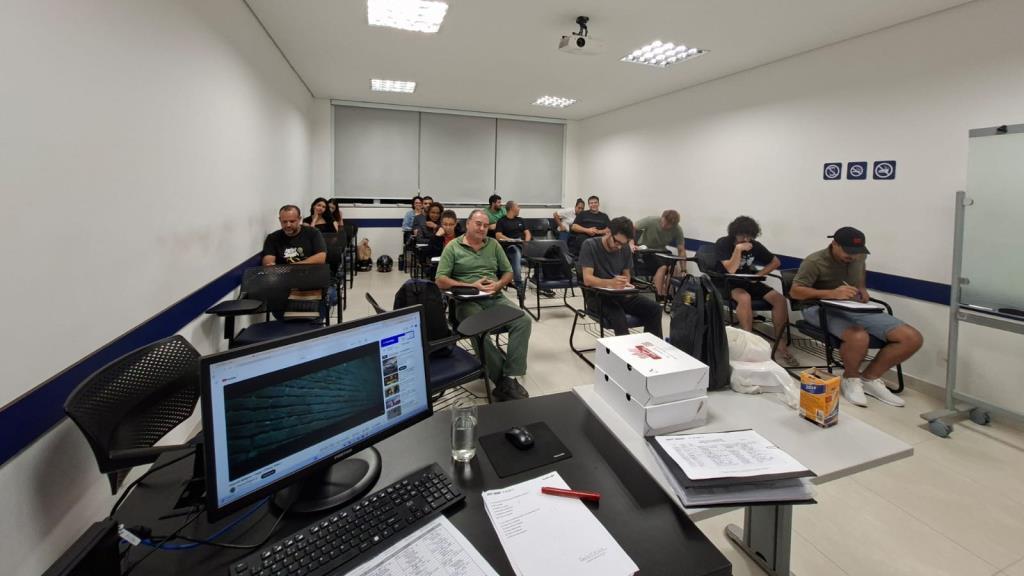 Inscrições para cursos gratuitos de qualificação profissional são prorrogadas até domingo (12)