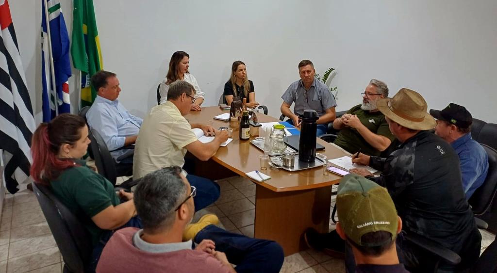 Produtores rurais iniciam mobilização para criação de associação em Limeira