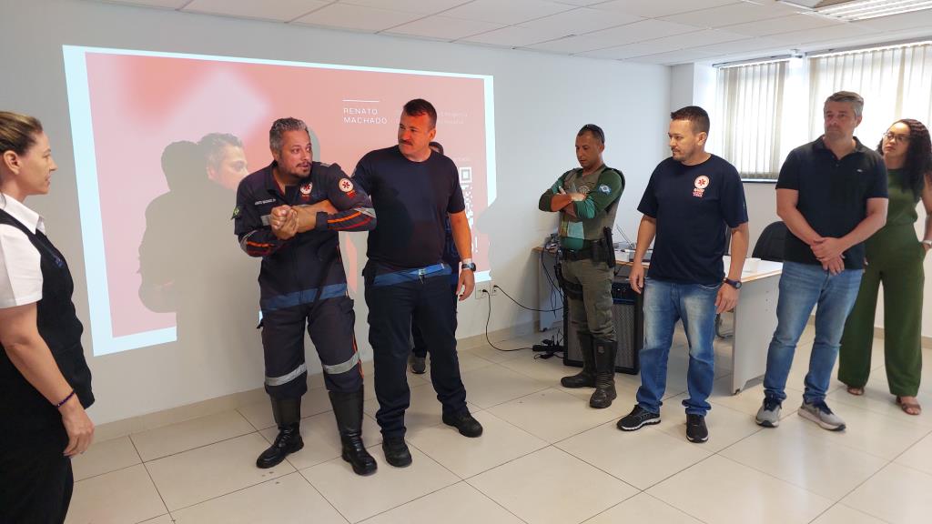 Servidores participam de treinamento sobre atendimento a pacientes com distúrbios psiquiátricos