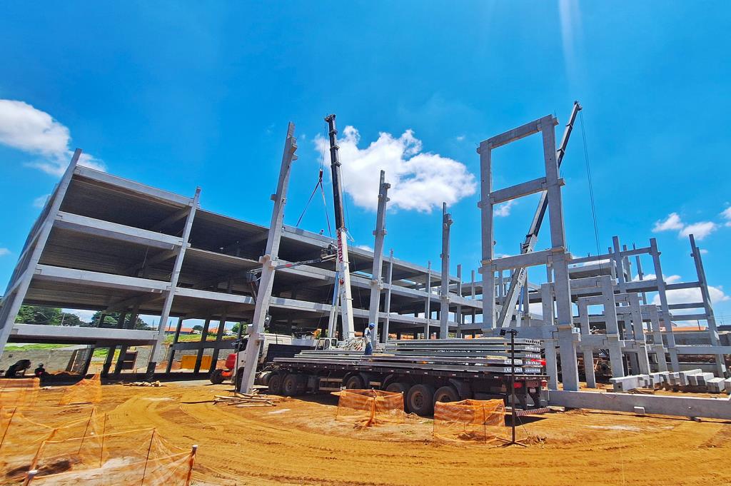 Obra de nova escola estadual no Jd. Lagoa Nova está na fase de infraestrutura externa