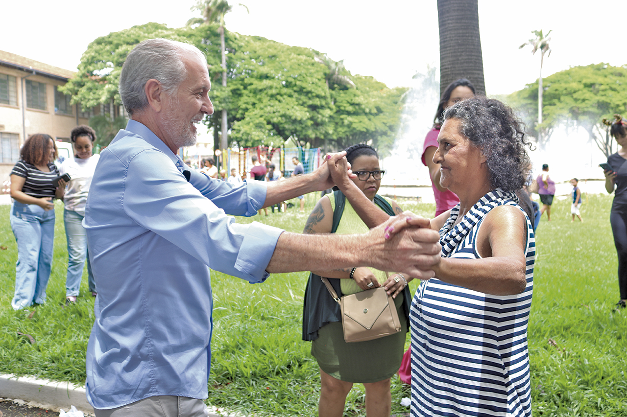 Festival da Alegria celebra Saúde Mental e inclusão nos jardins do Paço Municipal