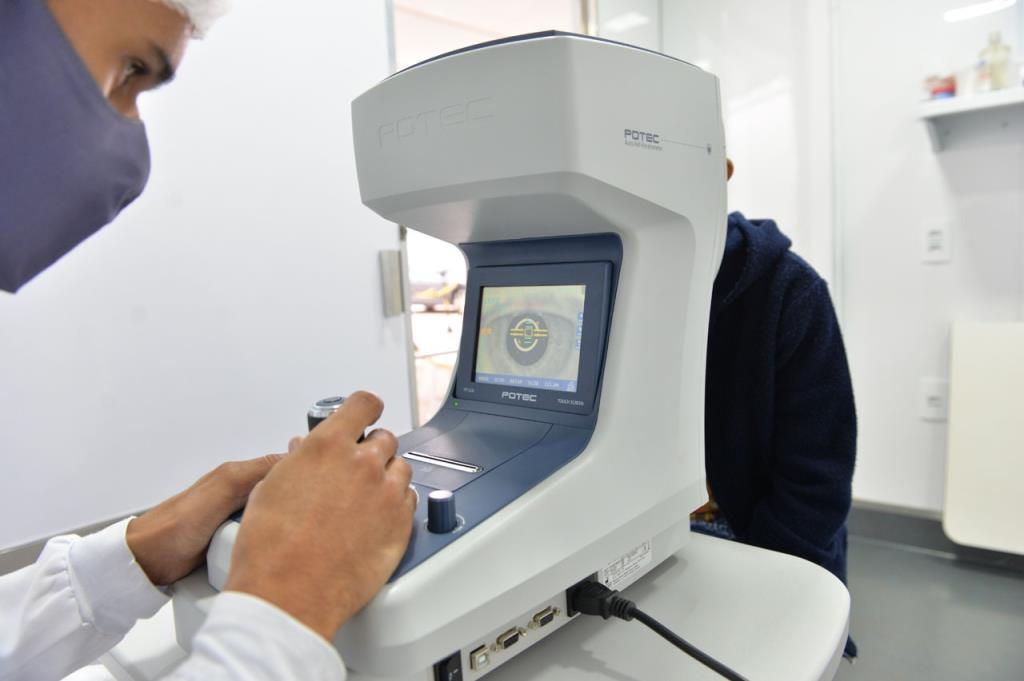 Programa beneficia mais de 800 crianças com atendimento oftalmológico em Limeira