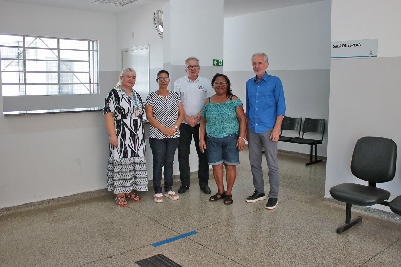 Unidades de Saúde Dores 2 e Novo Horizonte recebem melhorias; Ação contou com mão de obra de reeducandos do CR