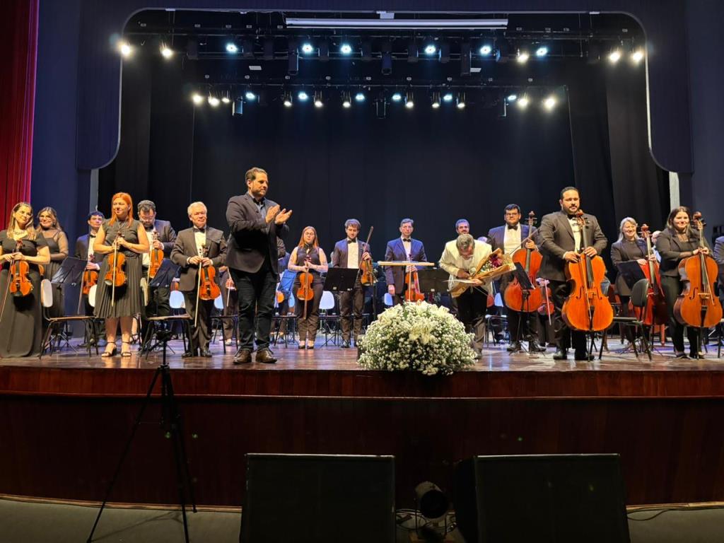 Sinfônica de Limeira é homenageada em noite de celebração pelo aniversário de 30 anos