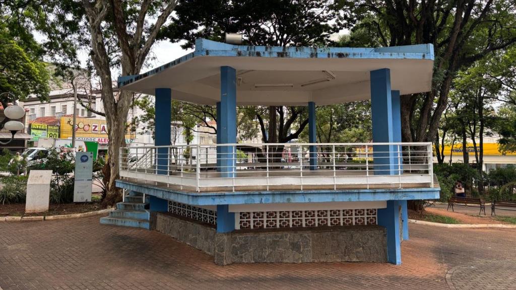 Banda Henrique Marques mantém tradição com Retreta Musical no Coreto