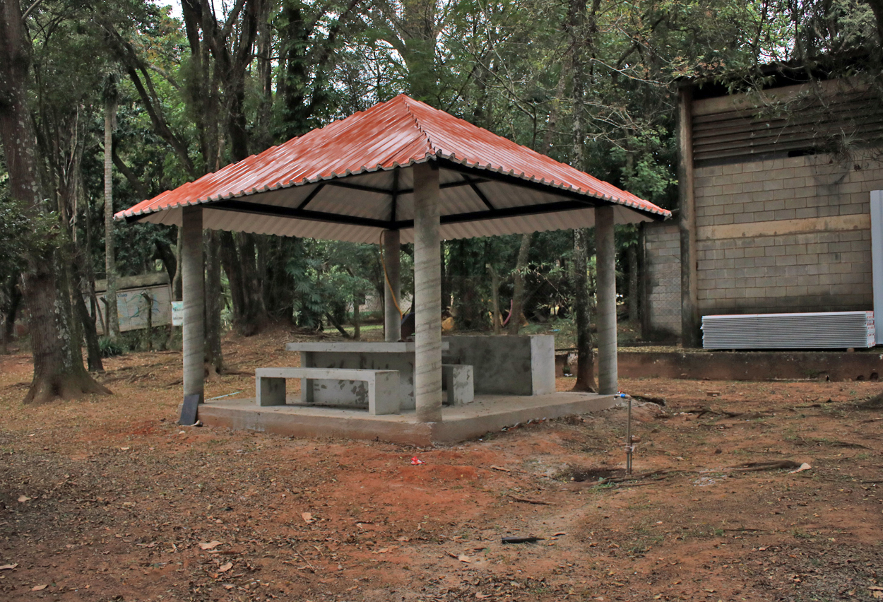 Avança construção de quiosques no Horto Florestal