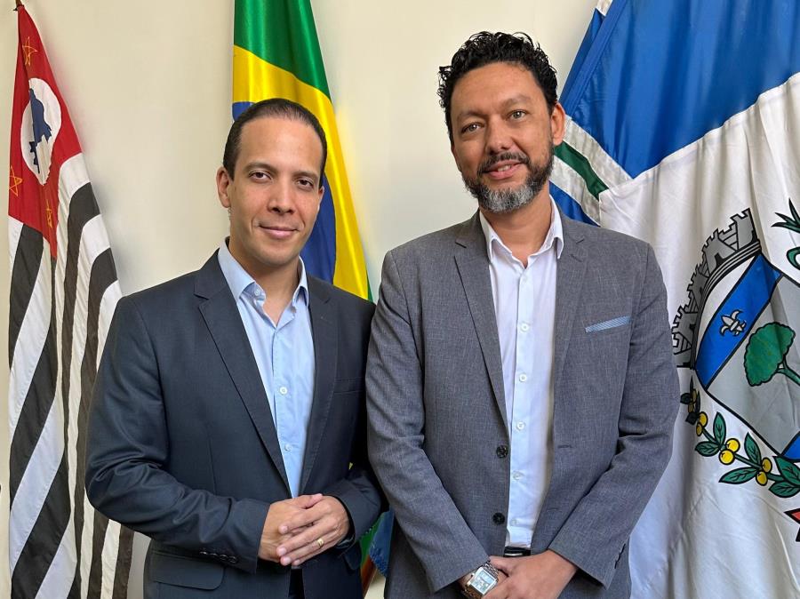 Prefeito promove mudanças na Secretaria de Administração e no IPML