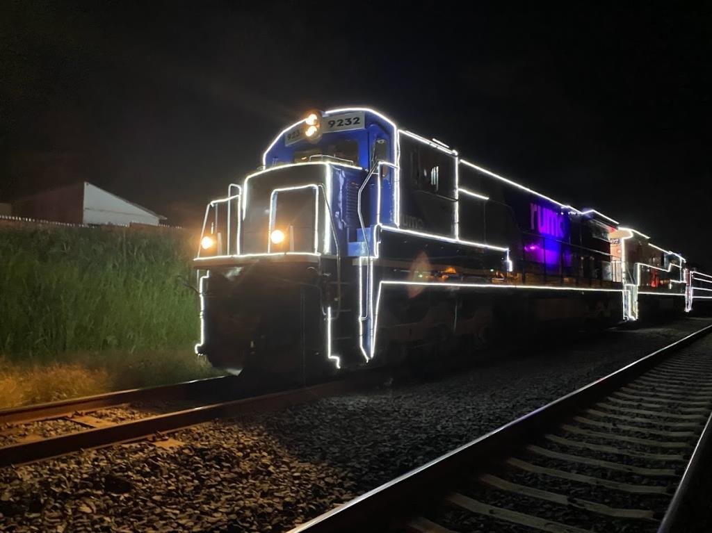 Trem Iluminado da Rumo passa em Limeira nesta segunda-feira (15)