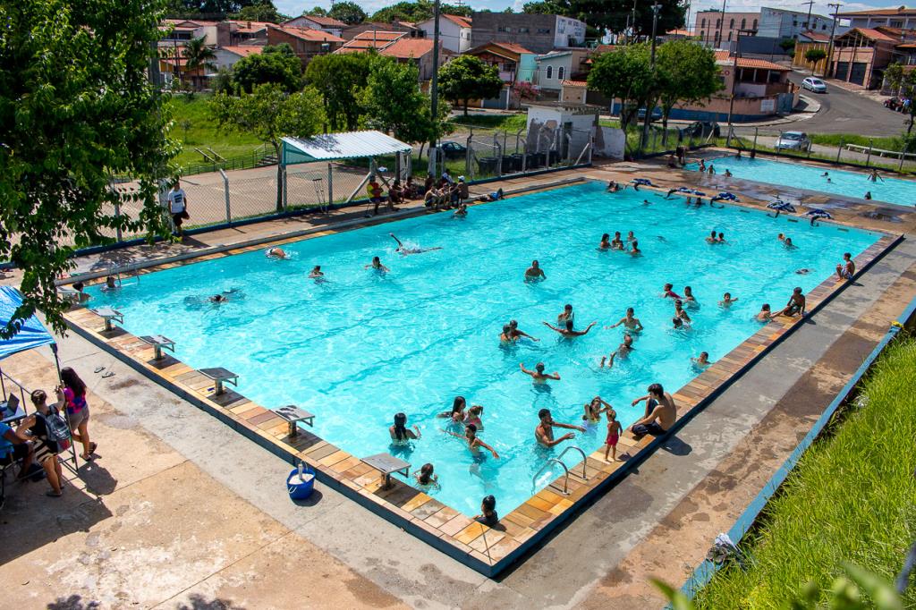 Piscinas municipais reabrem aos fins de semana a partir deste sábado (17) em Limeira