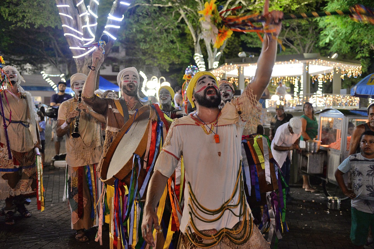 Canções Iluminadas já recebe inscrições de cantores, duplas e bandas limeirenses