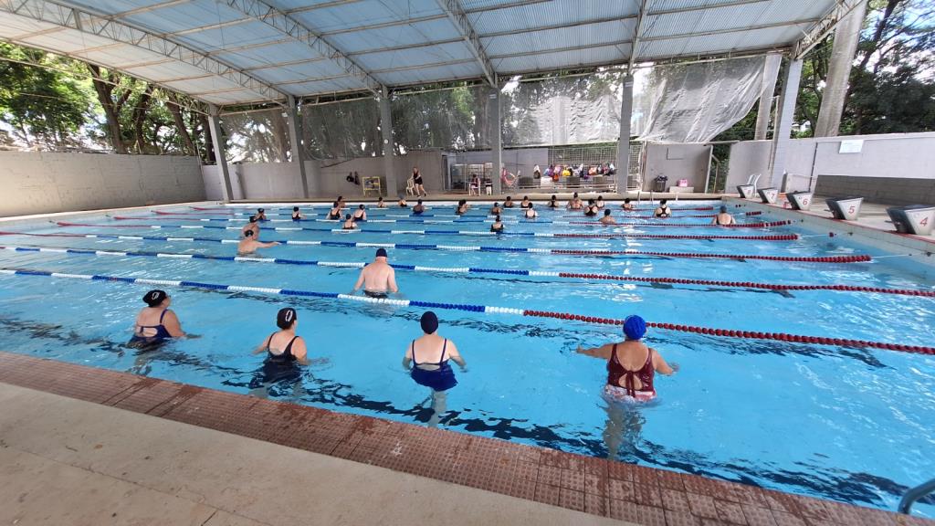 Prefeitura abre inscrições para hidroginástica no Alberto Savoi na próxima segunda (23)