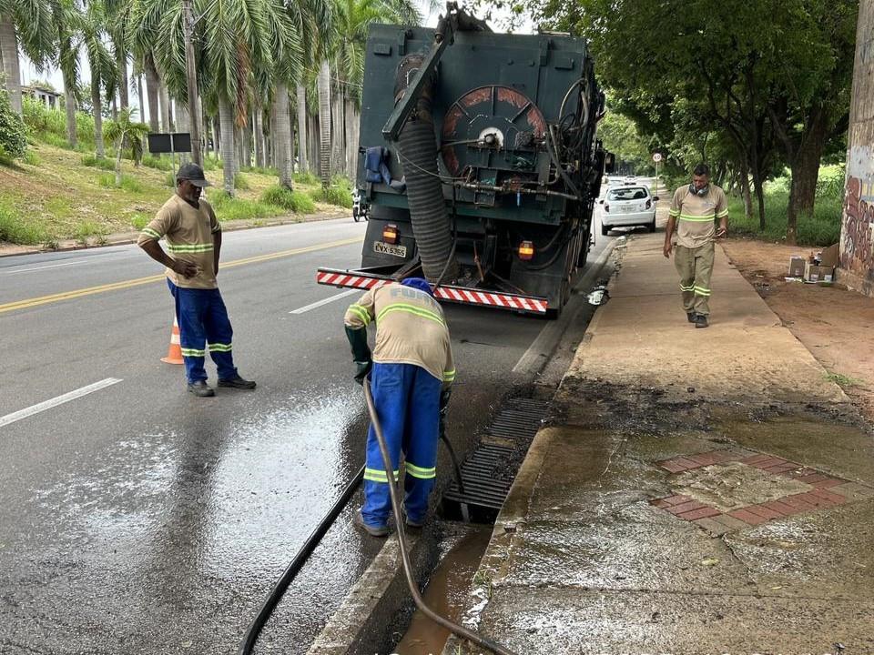 Prefeitura reforça ações de drenagem e limpeza da rede pluvial em Limeira