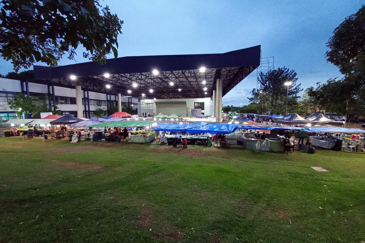 Sucesso de público, Feira Livre Noturna faz seu 1° aniversário nesta terça (19)