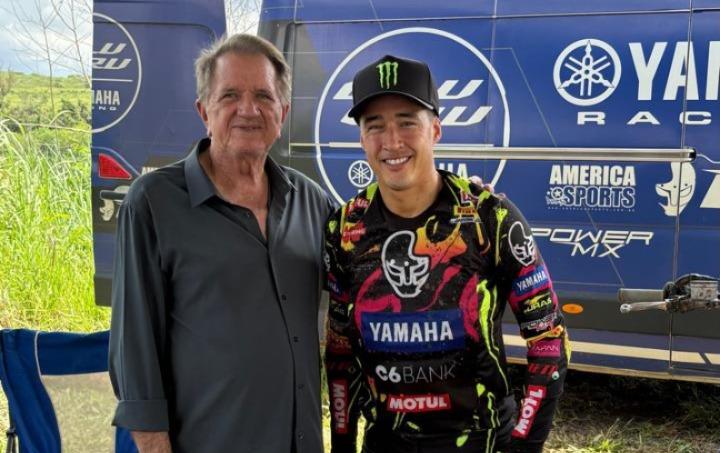 Top 3 do mundo, piloto holandês é recebido por Secretário de Esporte e Lazer e elogia pista de Limeira