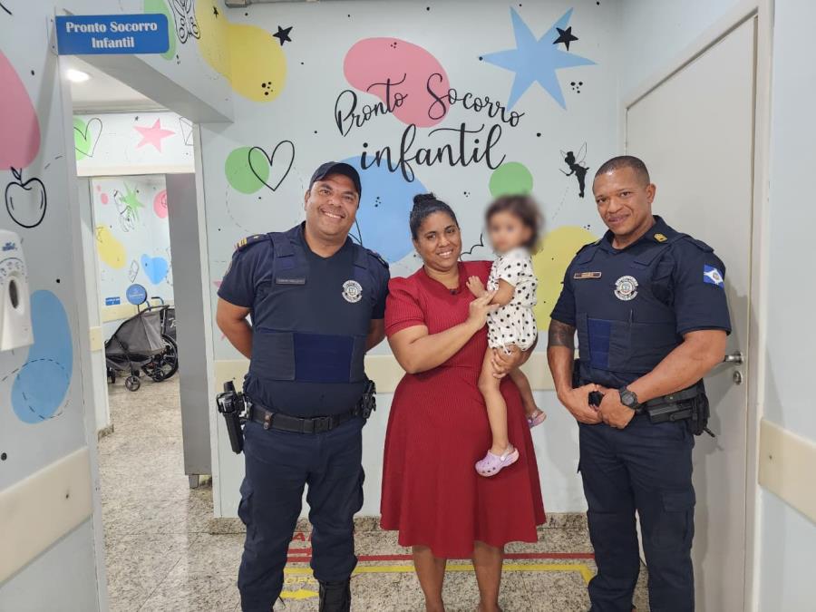 GCM salva criança engasgada no bairro Cecap: “anjos enviados por Deus”, diz mãe