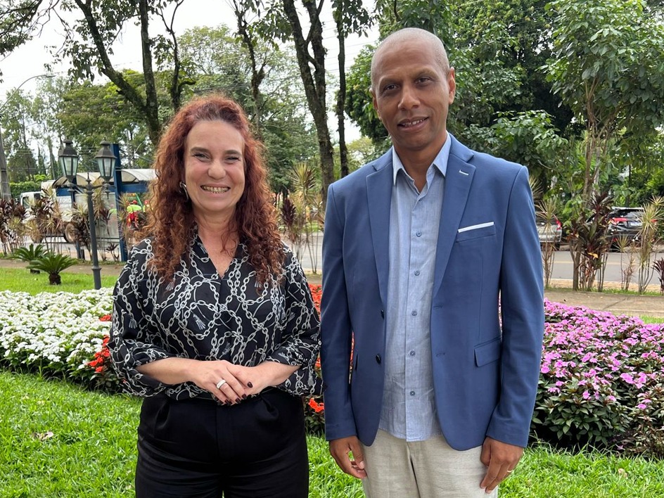 Secretário de Cultura realiza visita técnica em  Holambra