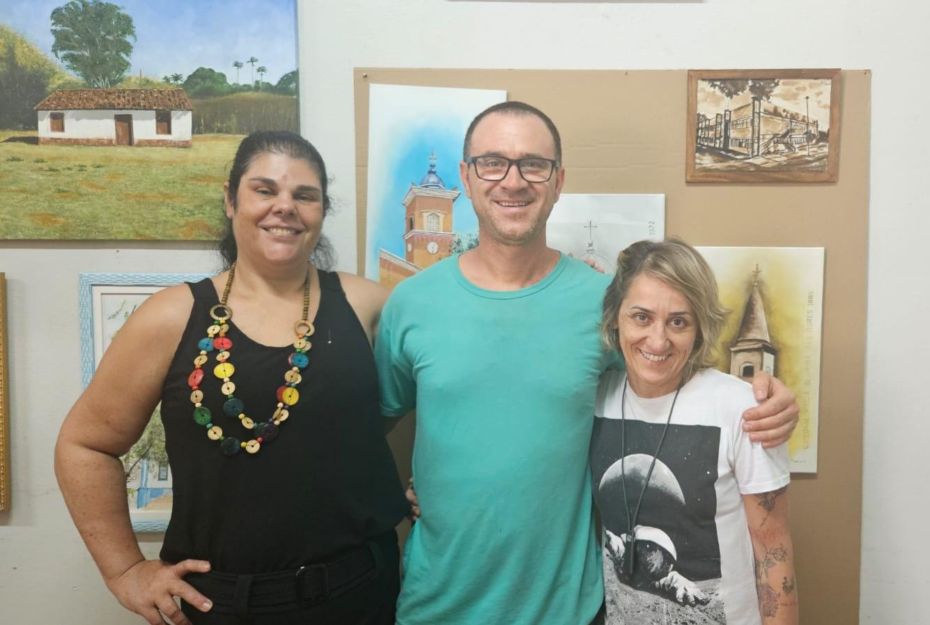 Turmas de artes plásticas abrem exposições nesta sexta (22)