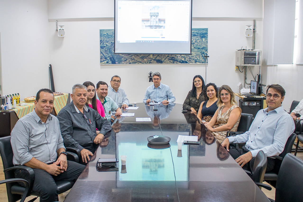 Secretários de mais duas cidades buscam em Limeira práticas de gestão elogiadas pelo TCE