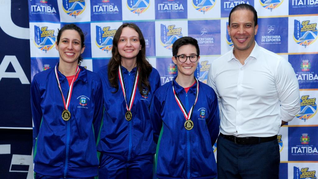 Prefeito visita delegação limeirense nos Jogos Regionais em Itatiba
