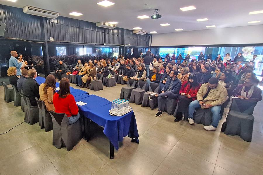 Conferência de Assistência Social reúne 155 participantes e elege delegados para etapa estadual