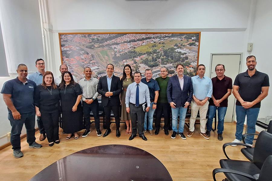 Limeira ganhará hotel ibis com investimento de R$ 44 milhões; prefeito participa de lançamento