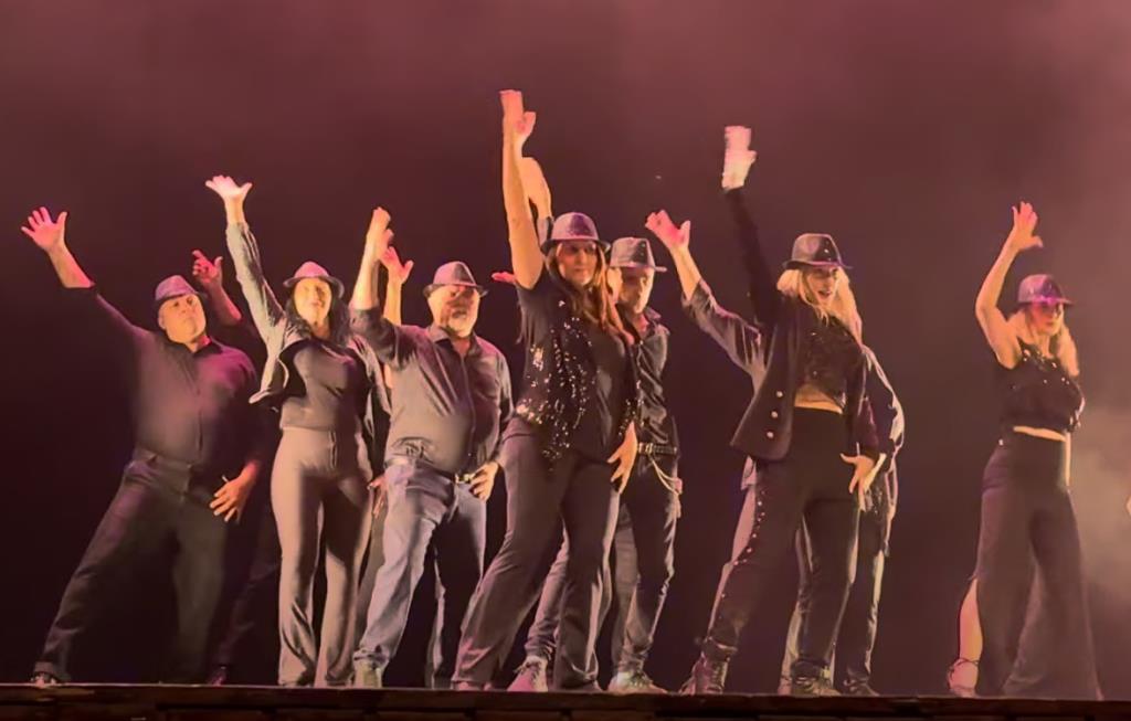 Mostra de Dança 2026 começa com noite de apresentações e reúne mais de 200 bailarinos em Limeira