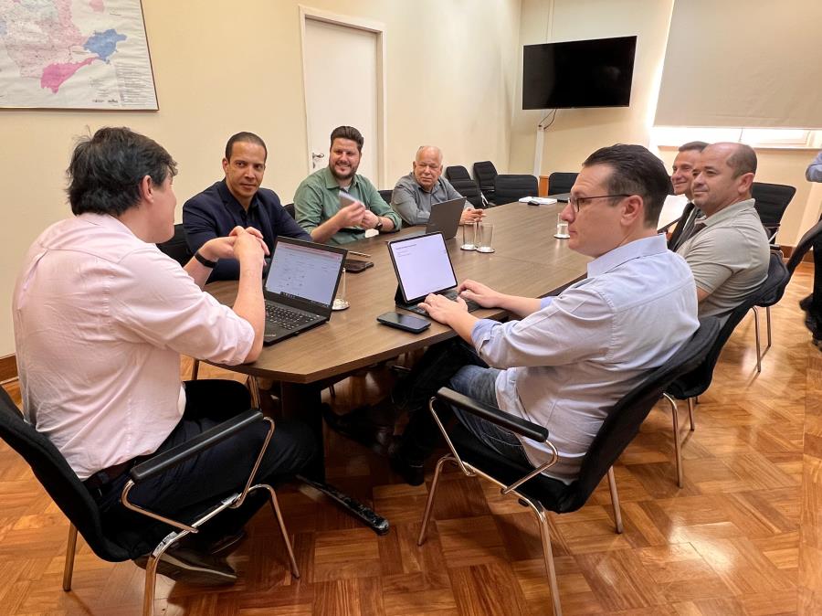 Prefeitura e Estado firmam convênio e trazem mais eficiência para transporte escolar