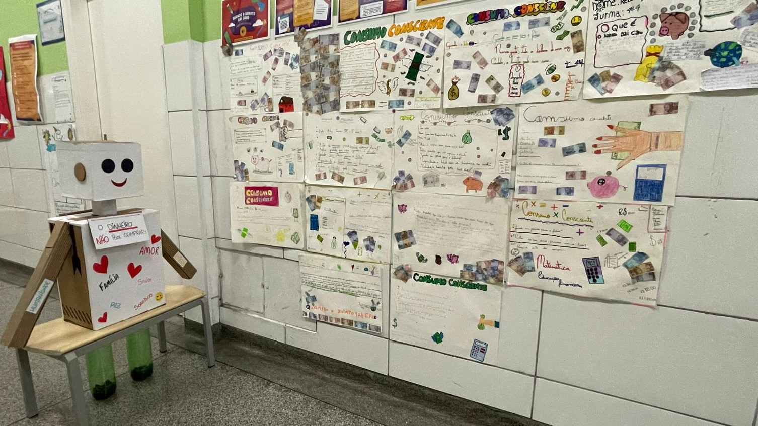 Escola de Limeira utiliza tarefas do dia a dia para ensinar matemática e finanças