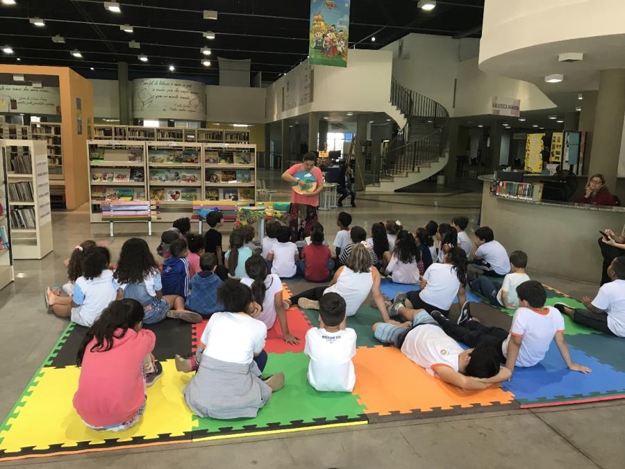 "Contação de Histórias" acontece nesta segunda (29)