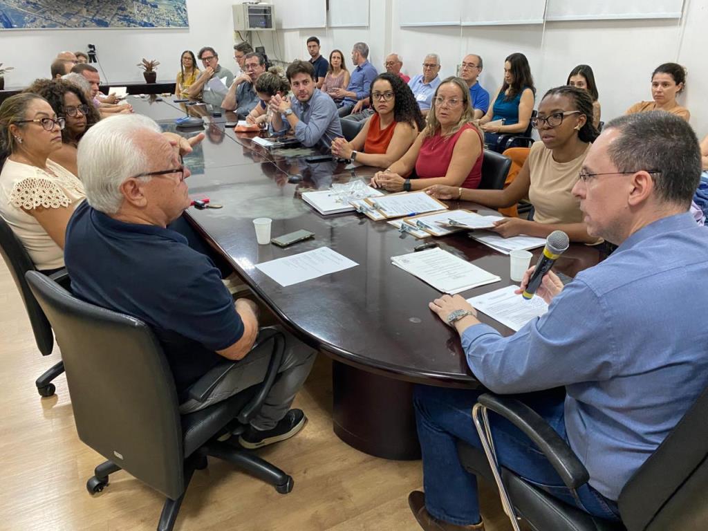 Conselho Municipal de Saúde de Limeira elege presidente e vice-presidente