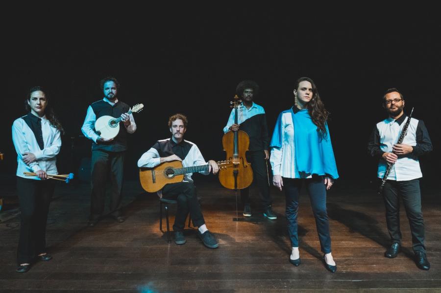 Grupo Passim em sexteto estreia turnê no Teatro Vitória