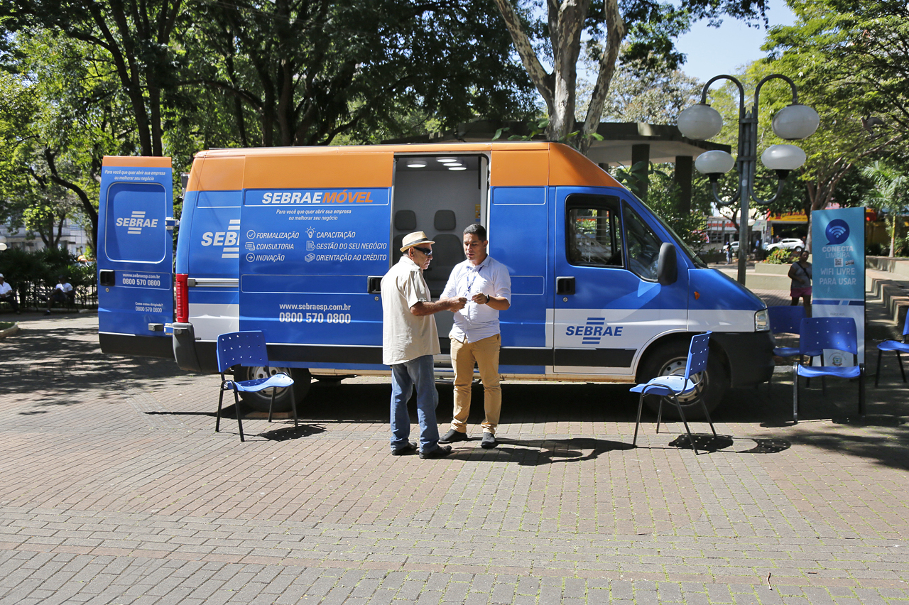 Sebrae Móvel terá atendimento nesta semana na Praça Toledo Barros