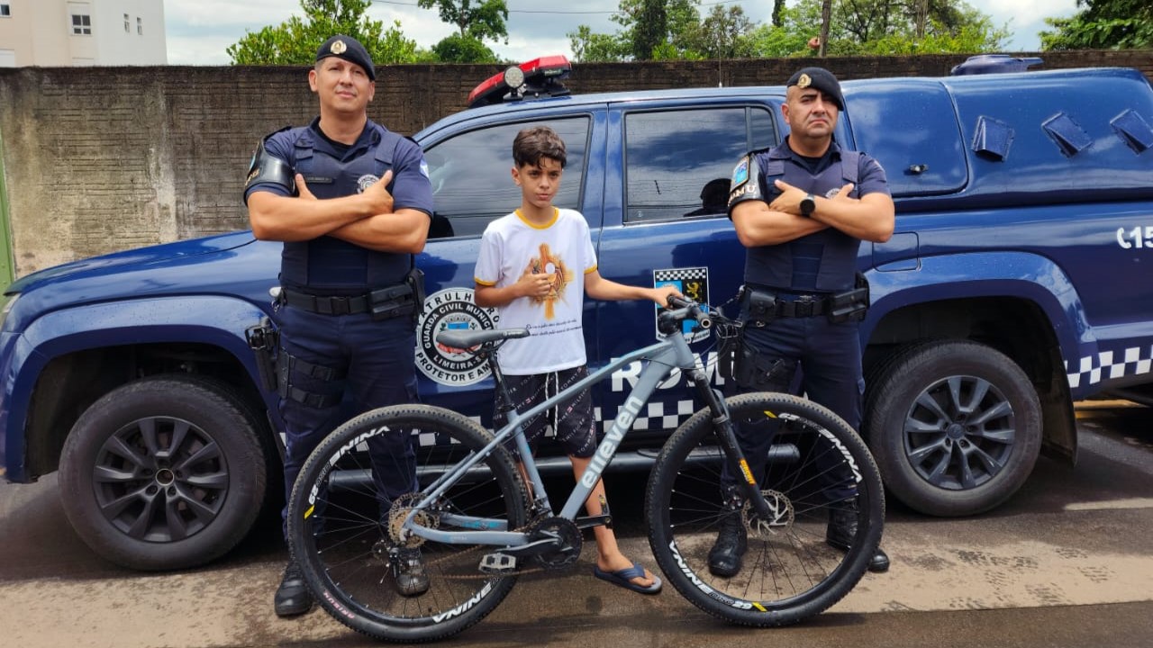 GCM recupera bicicleta furtada de menino de 12 anos