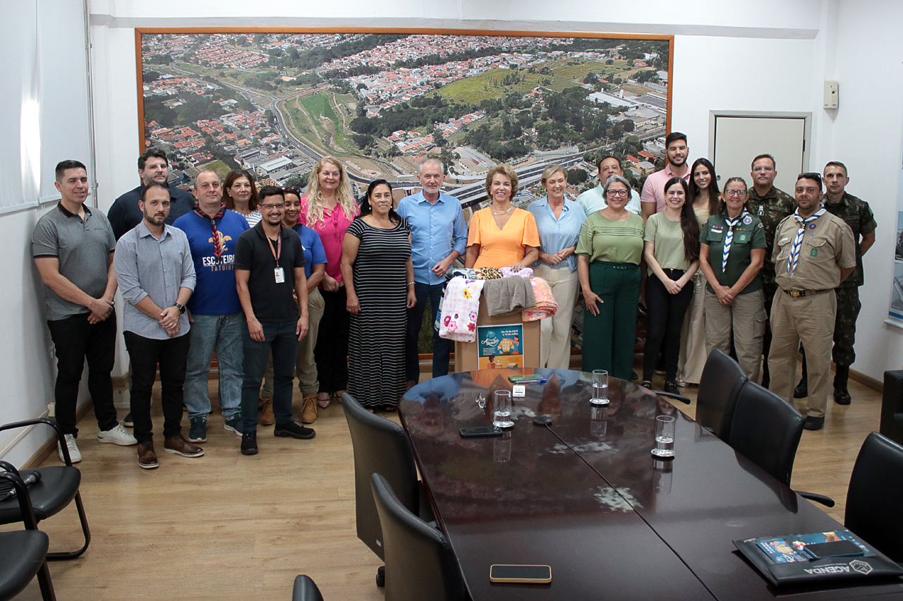 With more than 120 collection points, Agasalho and Agasalho PET campaigns are launched in Limeira
