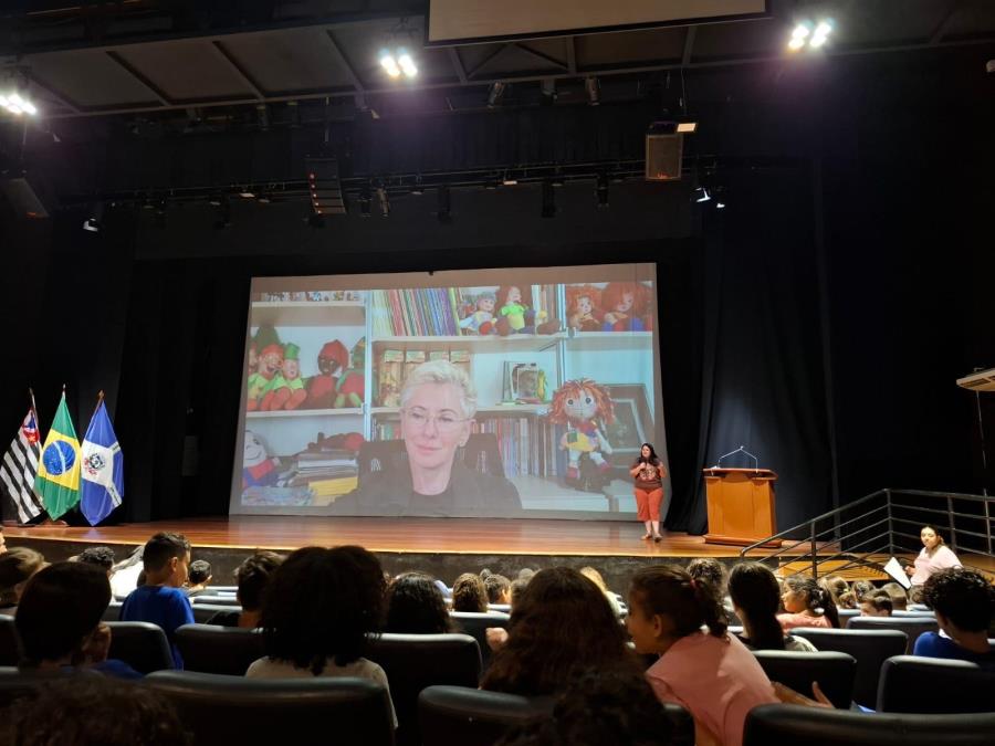 Alunos participam de encontro virtual sobre Monteiro Lobato