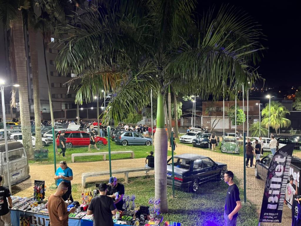 Palacete do Tatuibi recebe encontro de carros antigos e passeio guiado nesta sexta-feira (7)
