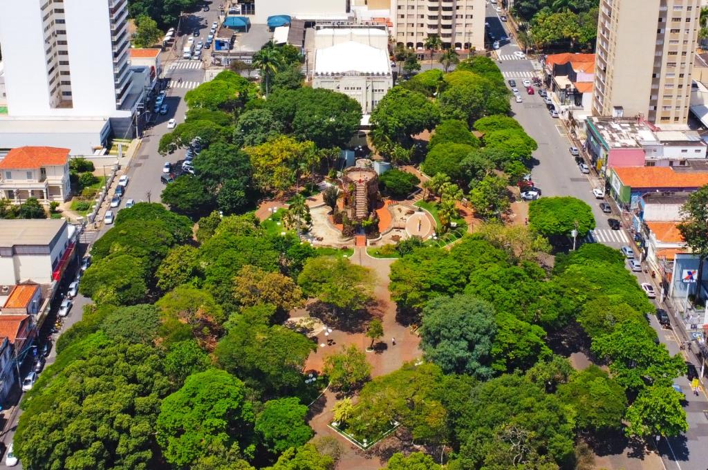 Dia dos pais: Praça Toledo Barros recebe apresentação musical neste sábado (8)