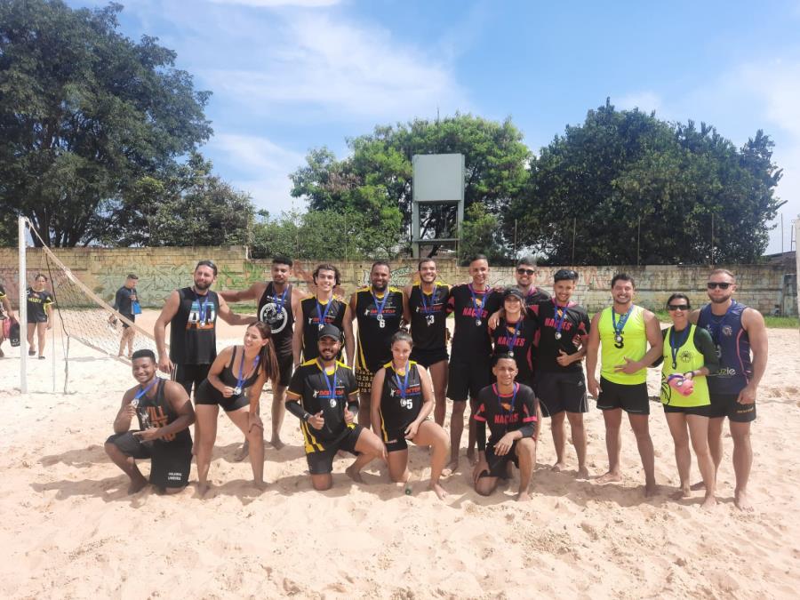 1ª edição do ano movimenta Gigantão com torneios de basquete 3x3 e vôlei de praia