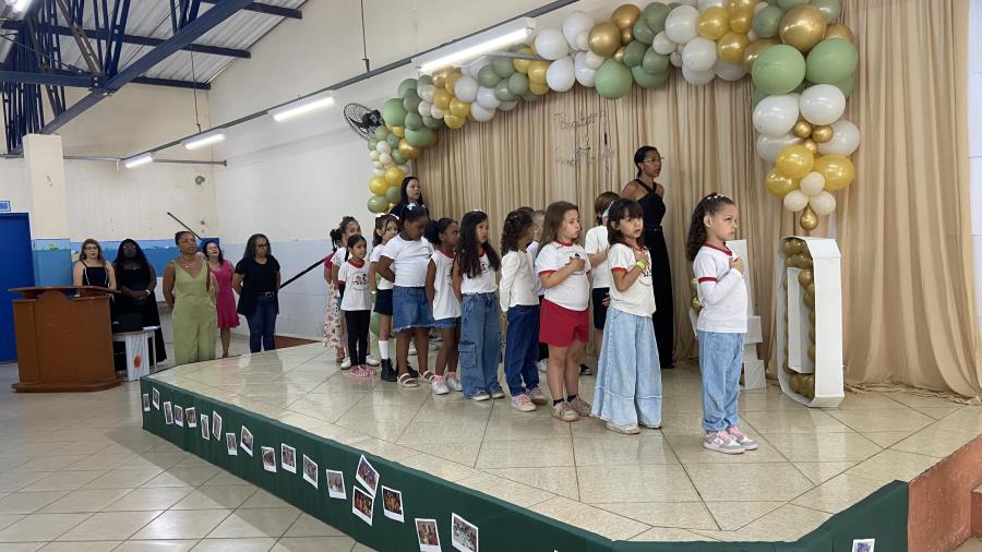 CI Irmã Maria José de Jesus Silva comemora 40 anos e reúne alunos e comunidade