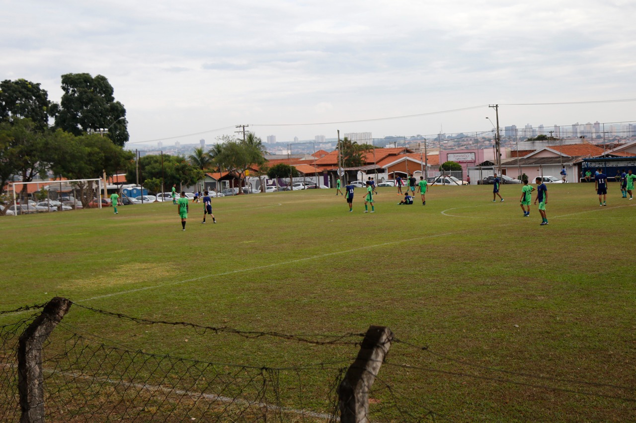 Veteranos 40+ e Categorias Menores entram em campo neste sábado (28)