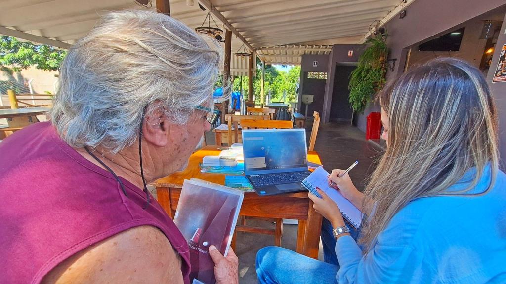 Moradores do bairro São João recebem o Endereçamento Rural