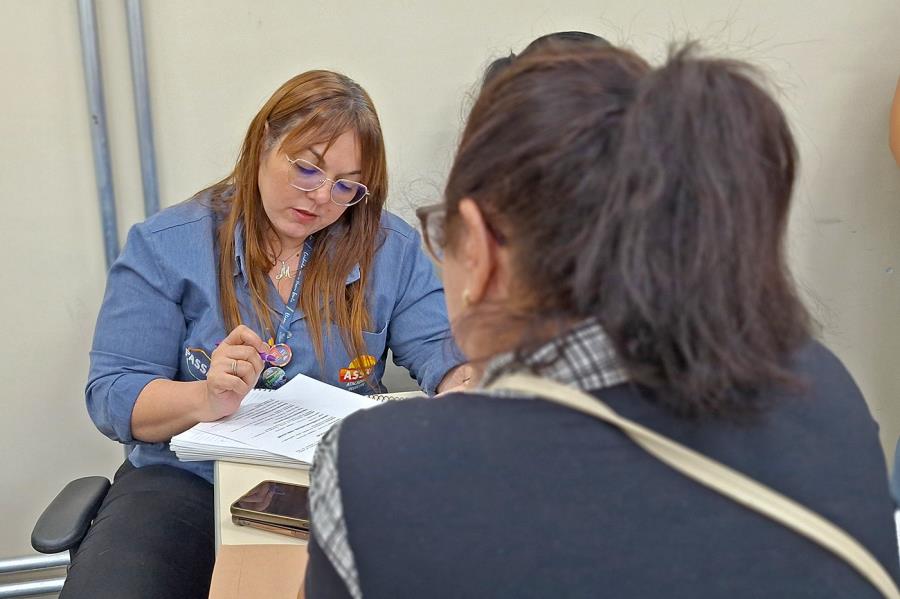 Mutirão de empregos do NAC atrai 63 pessoas em busca de oportunidades