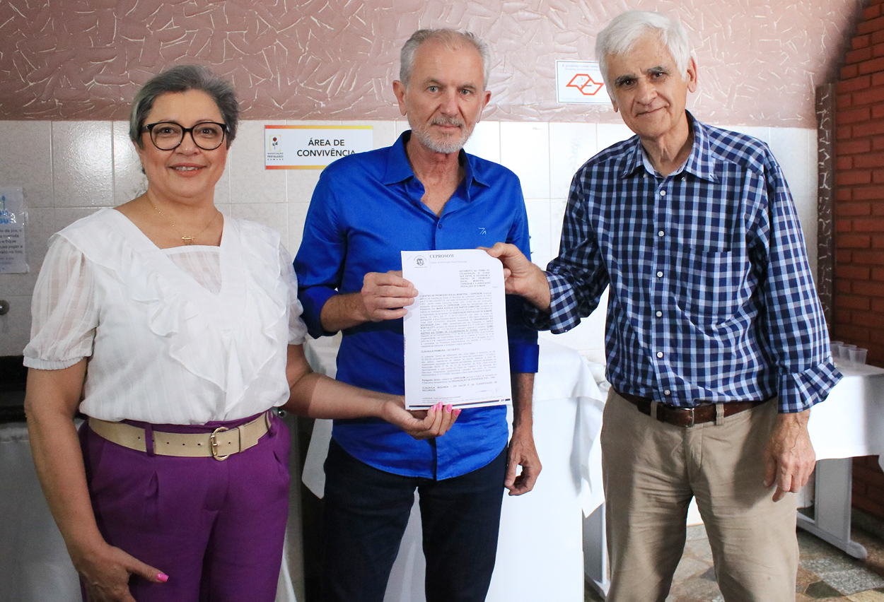 Residência Inclusiva completa um ano de atendimento; Botion anuncia investimentos no serviço