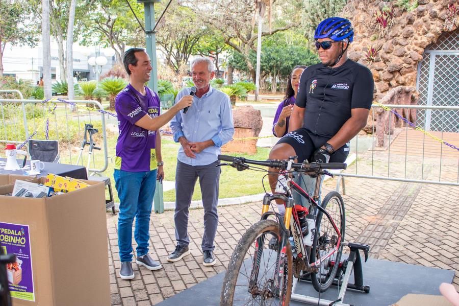 Prefeito participa de mais uma edição do projeto “Pedala Robinho”