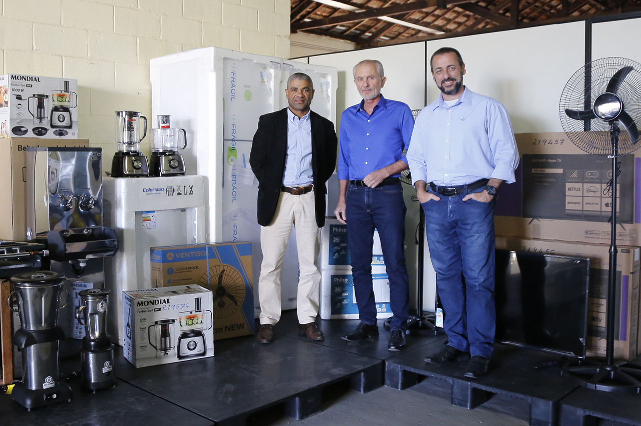 Escolas municipais recebem novo pacote de investimentos da ordem de R$ 2 milhões