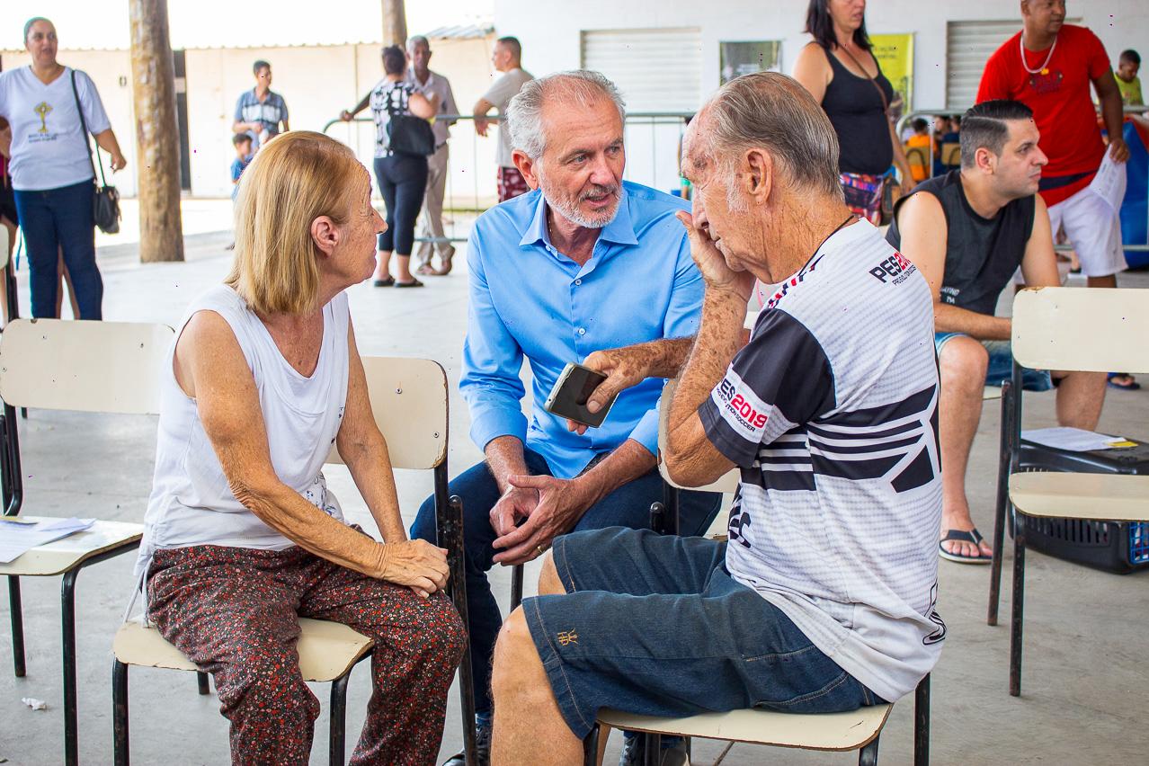 Jd. Ouro Verde recebe mais uma edição do projeto Prefeito no Bairro